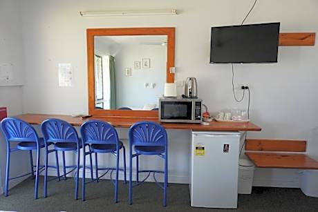 Standard Twin Room with Sea View