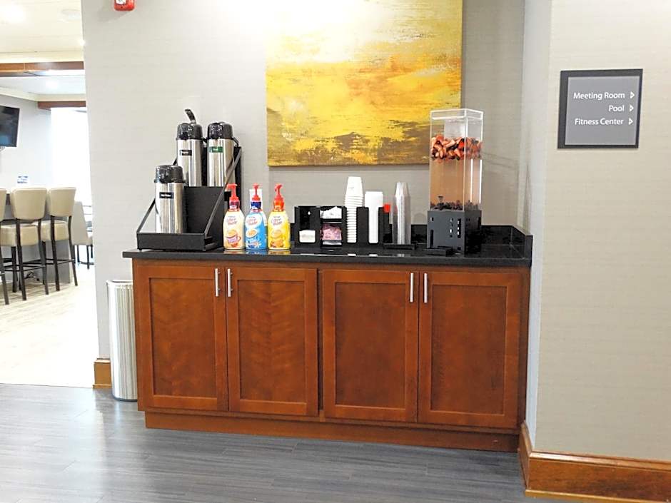 Best Western Premier Airport/Expo Center Hotel