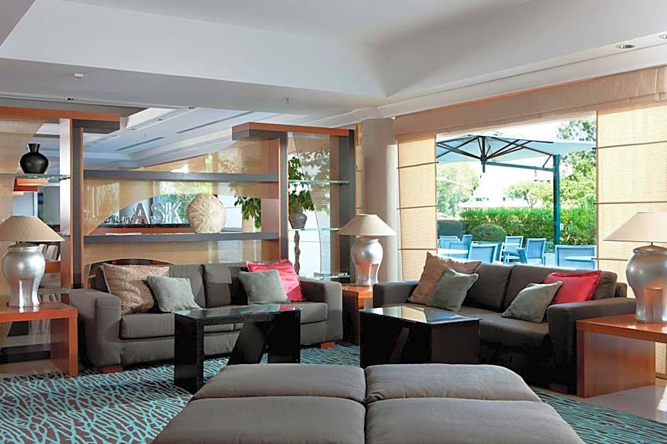 Courtyard by Marriott Rome Central Park