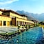 Taj Dal View, Srinagar