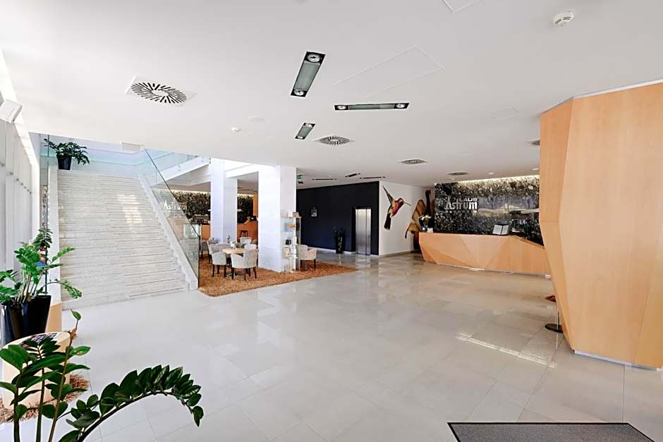 Business Hotel Astrum Laus