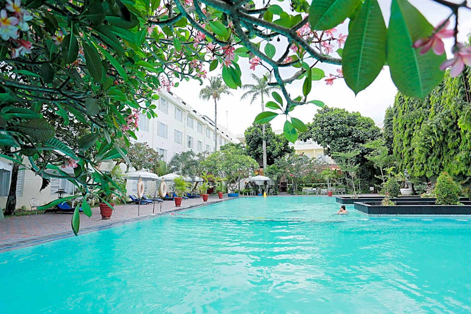 Hotel New Saphir Yogyakarta