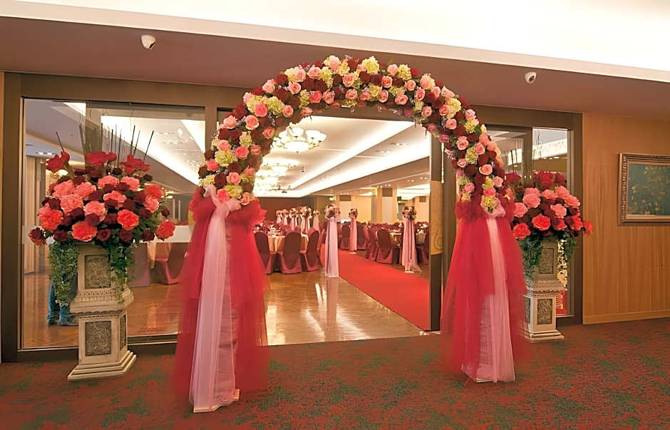 Ever Delightful Business Hotel