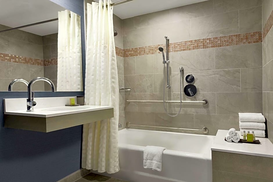 DoubleTree Suites By Hilton Boston - Cambridge