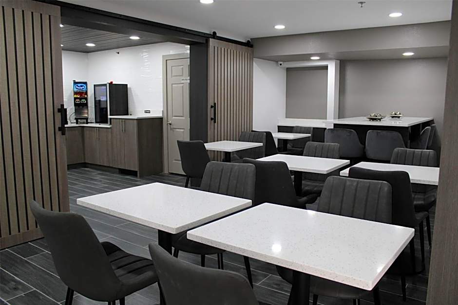 Super 8 by Wyndham Athens