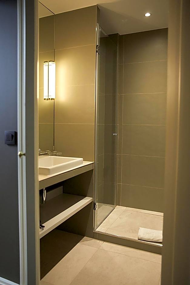 Hôtel du Danube Saint Germain