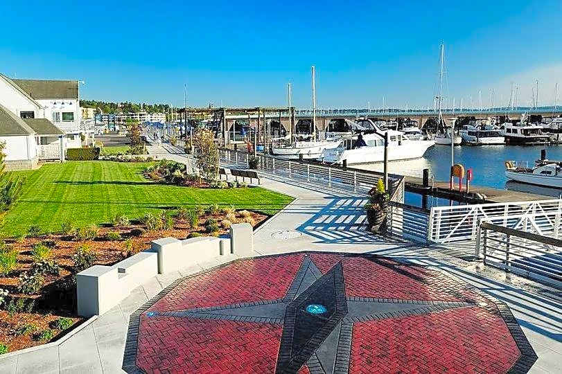 Marina Inn Des Moines / SeaTac