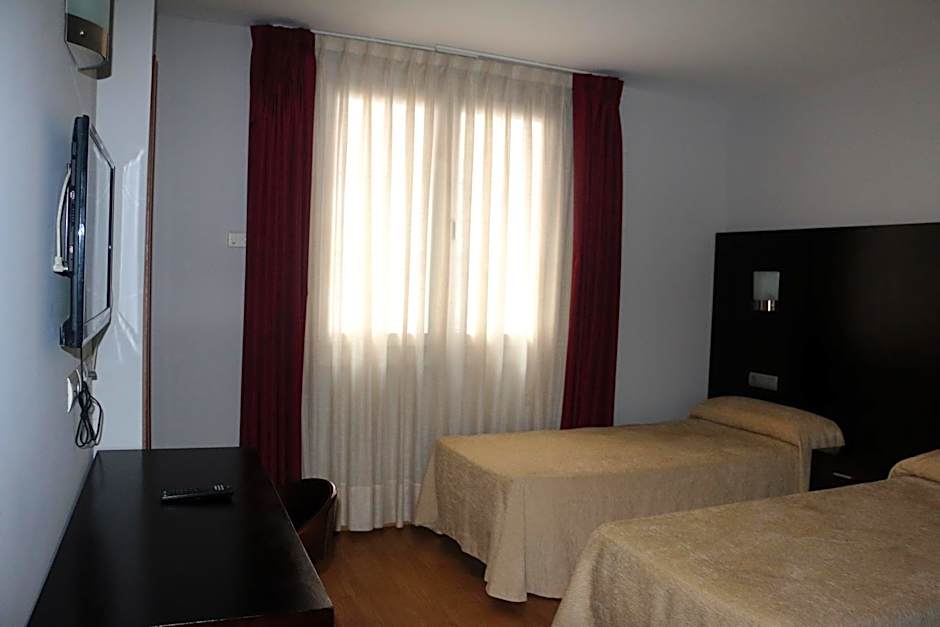 Hotel 44