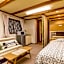 The Familiar Inn ー 旅館ホテル業