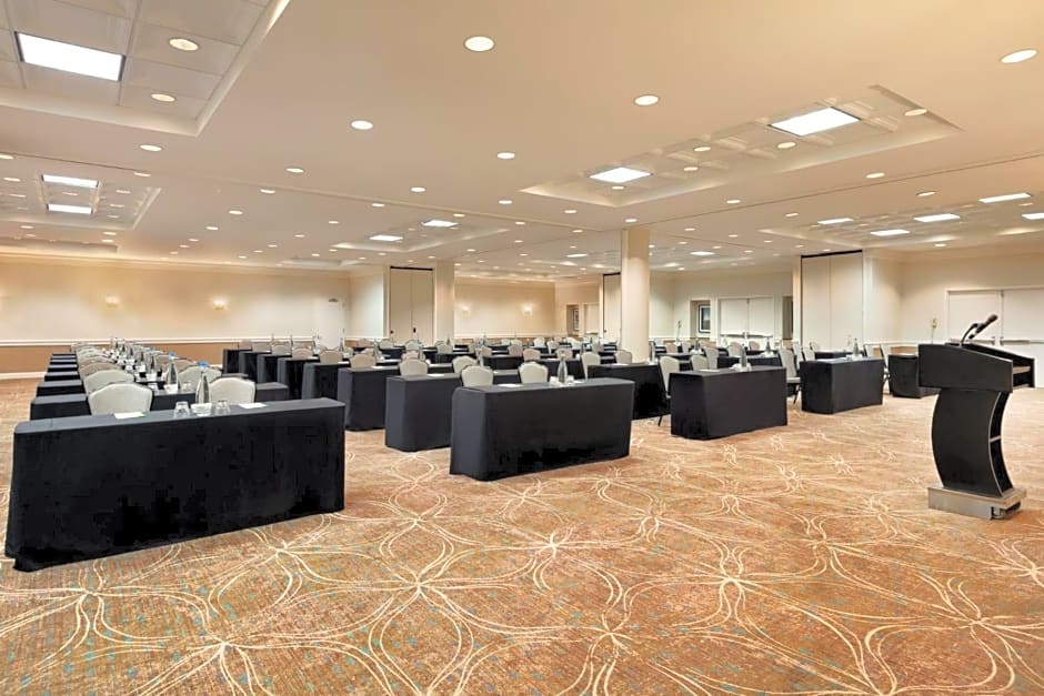 Holiday Inn Washington-Dulles International Airport By IHG