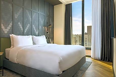 1 Bedroom Suite, 1 Double, Balcony