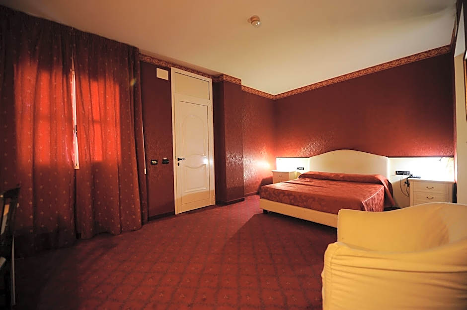 Hotel - Motel Flower