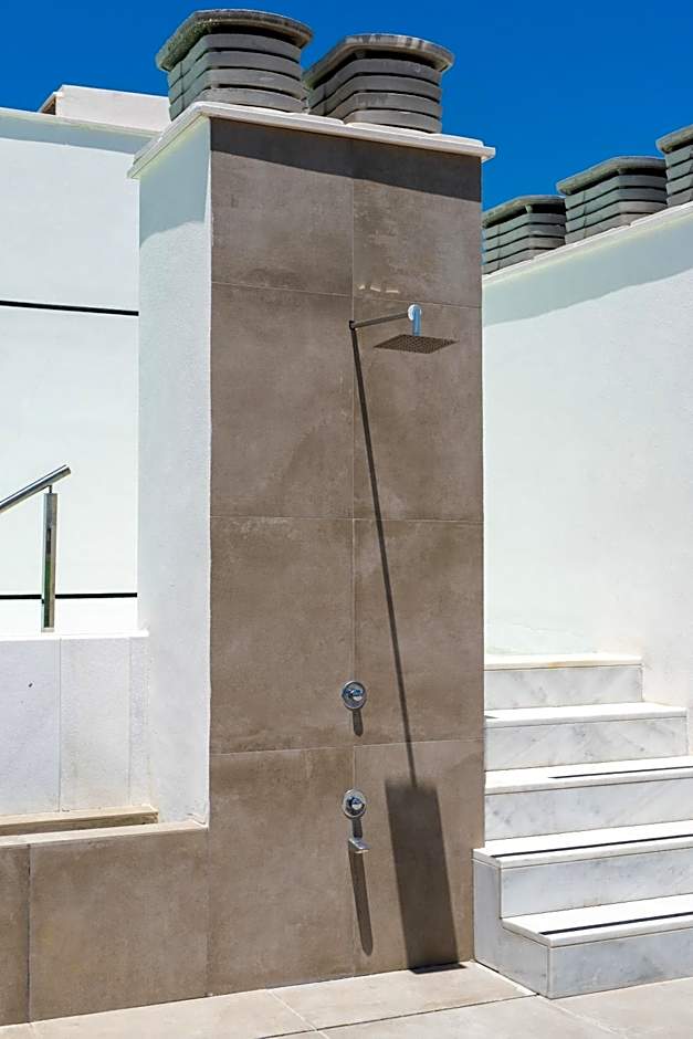 Limehome Sevilla Calle Torcuato Luca de Tena - Digital Access