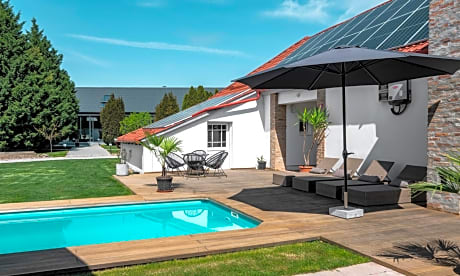 Szent György Kúria