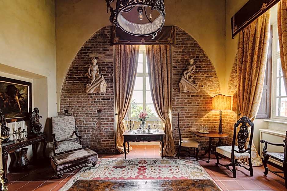 Castello di Casalborgone, Luxury Italian Castle Hotel