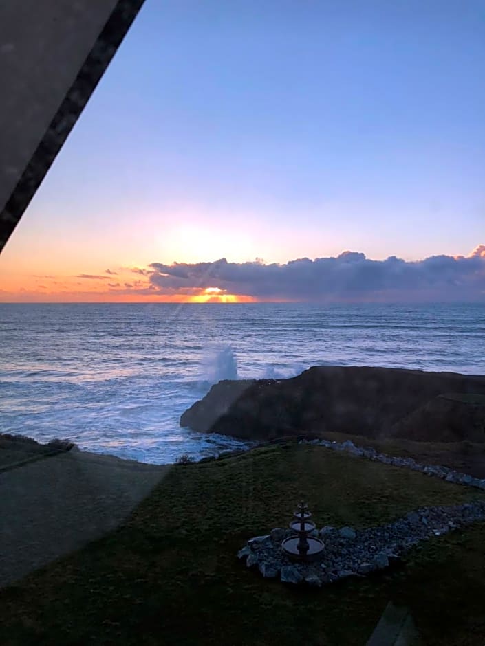 The Castle Inn of the Lost Coast