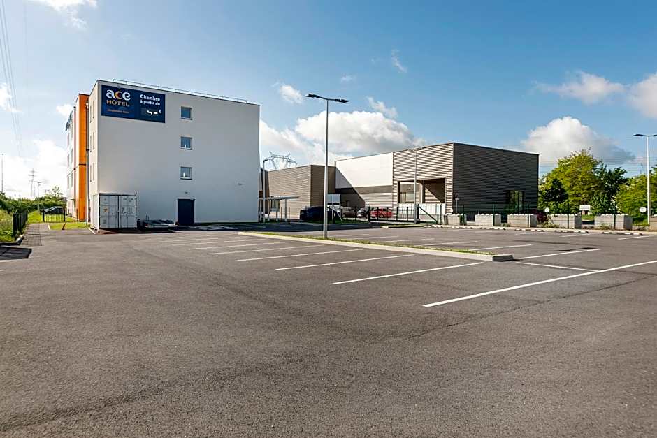 Ace Hôtel Paris Sud Villabe