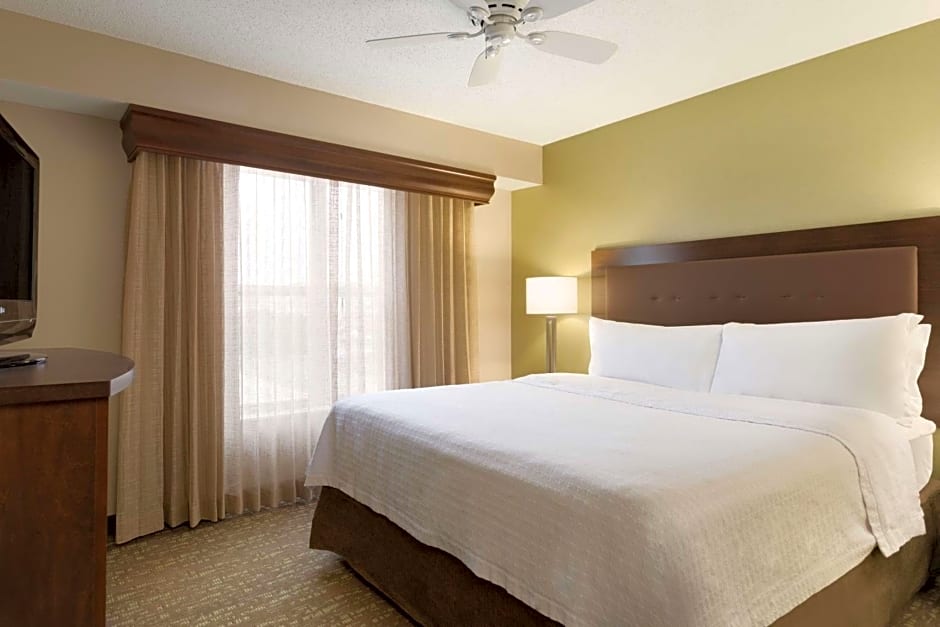 Homewood Suites By Hilton Toledo/Maumee