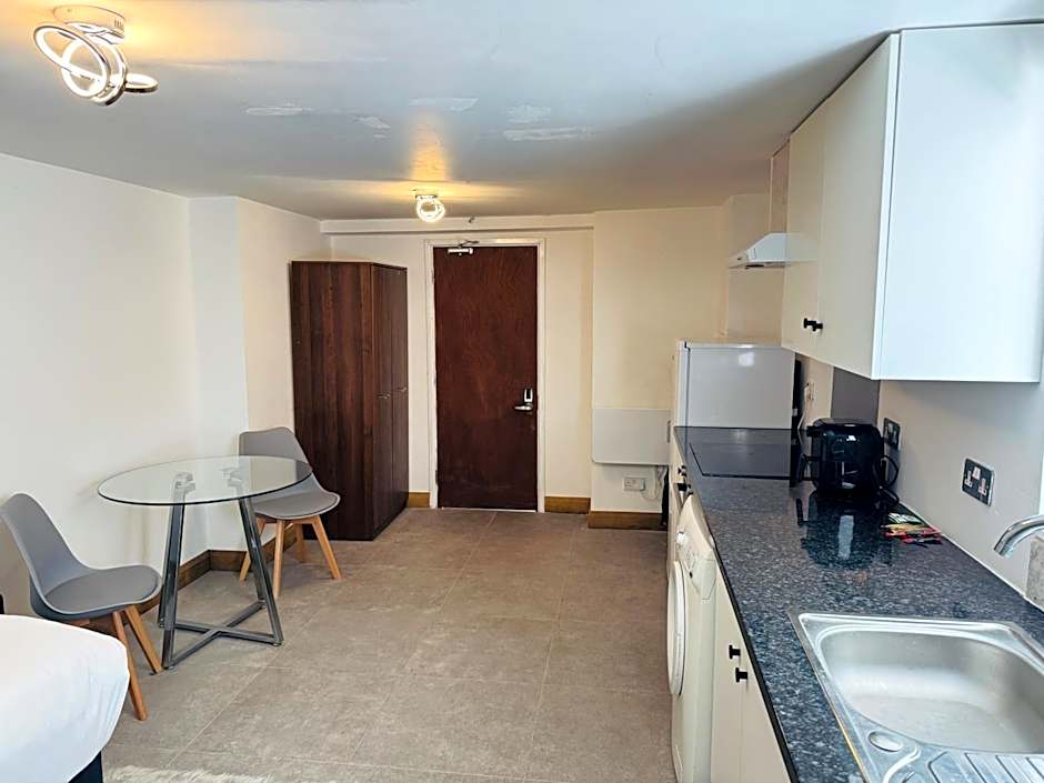 Hotel 24-7 Express