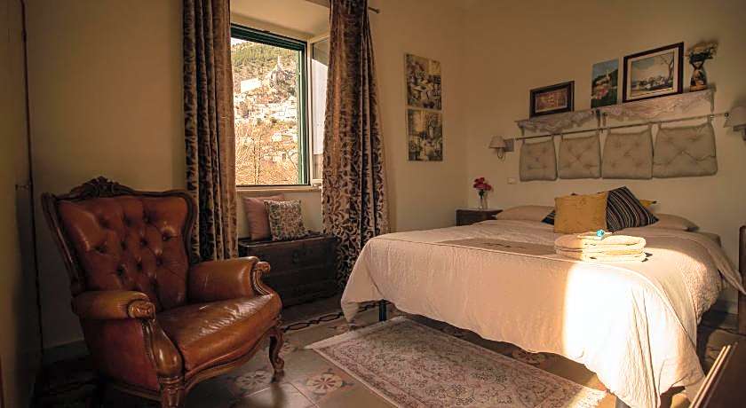La Rocca Mia House B&B