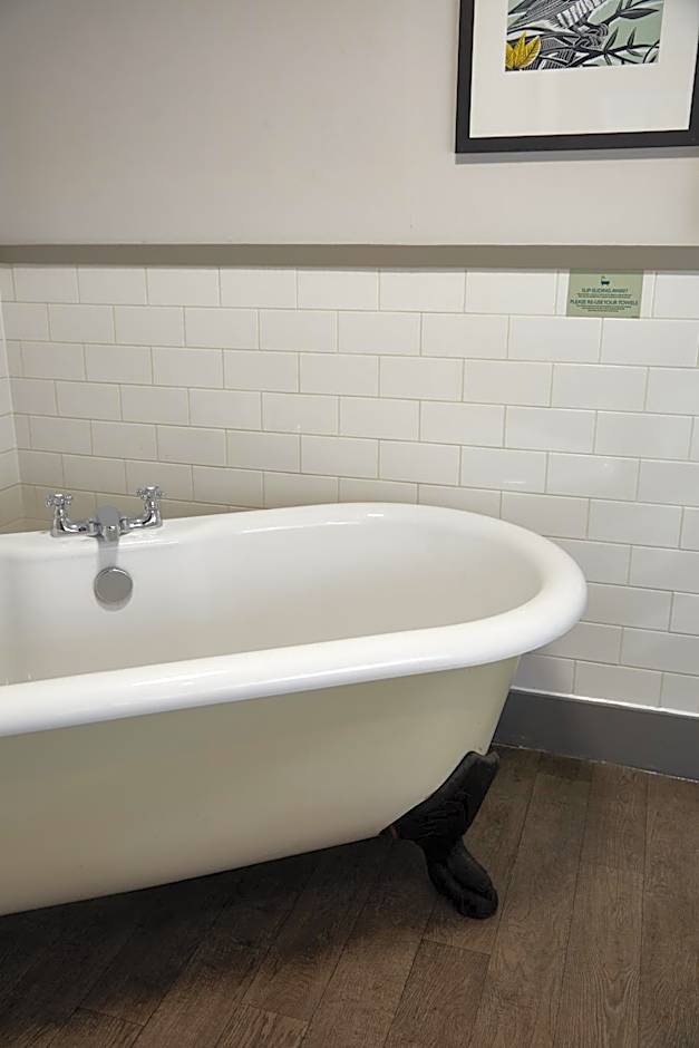 Kings Head by Chef & Brewer Collection