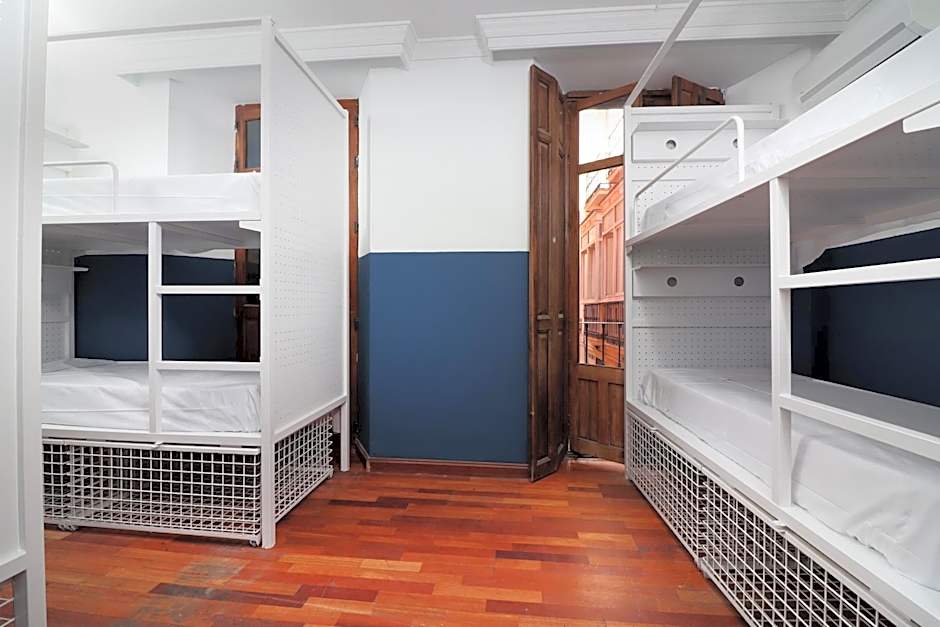 Feel Hostels City Center