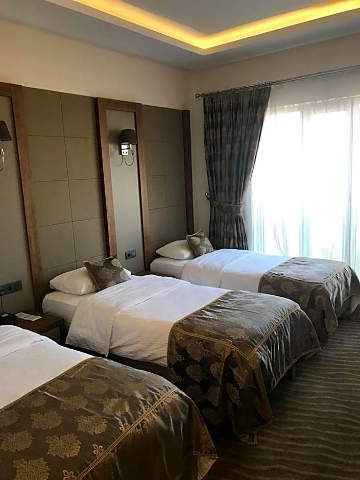 YZE Pırlanta Hotel