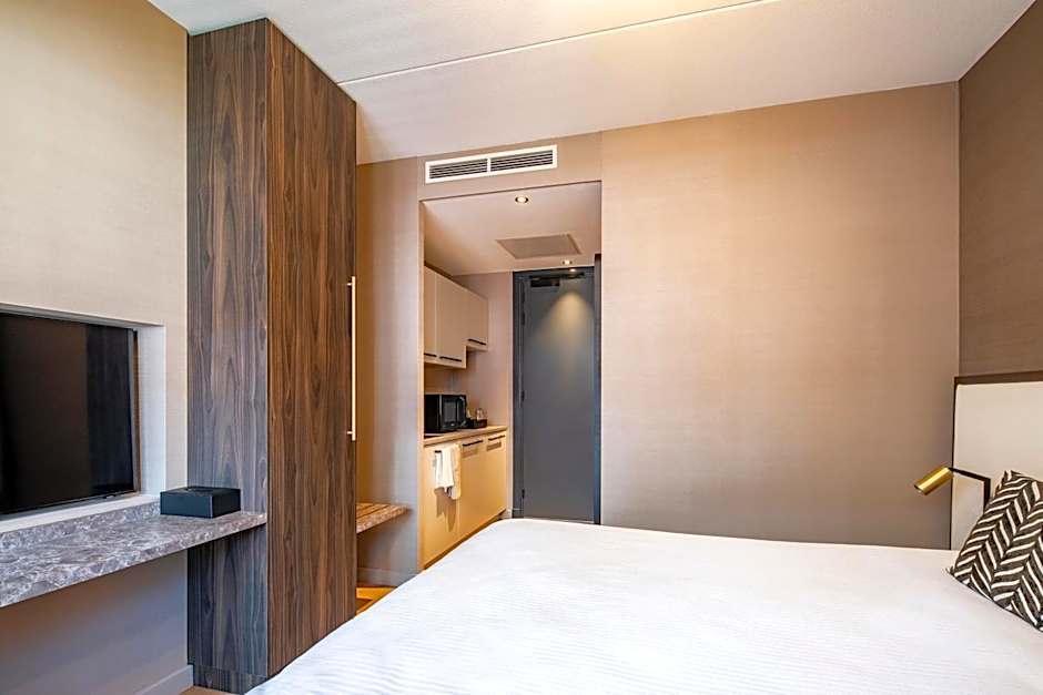 Breathe Boutique Hotel