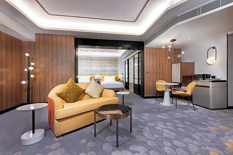 L’OCCITANE Themed Stay
