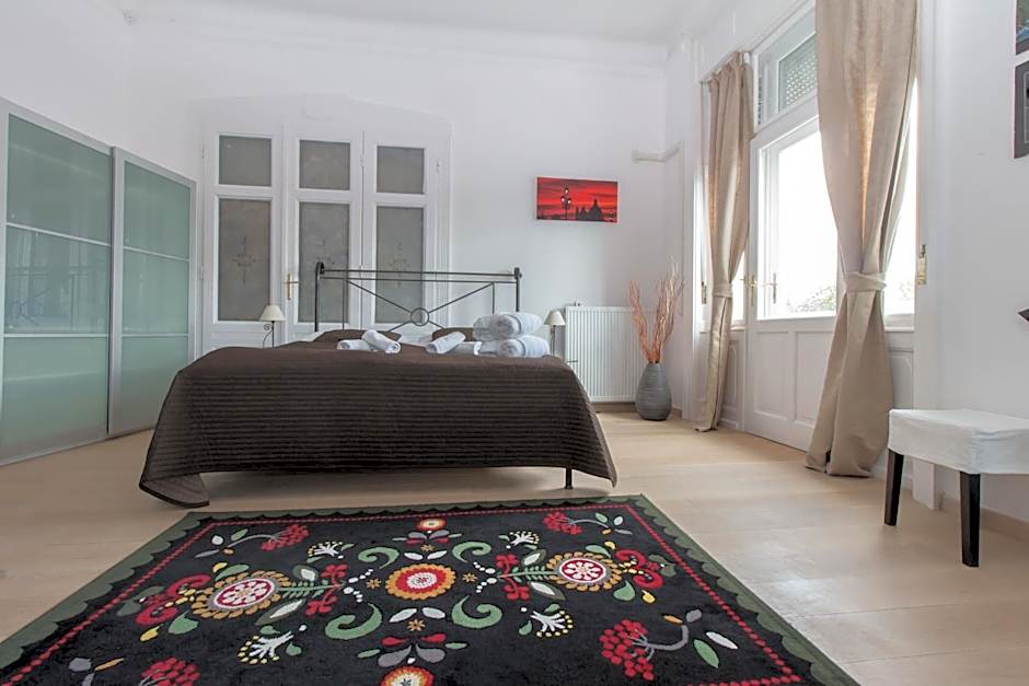 Butterfly Home Danube