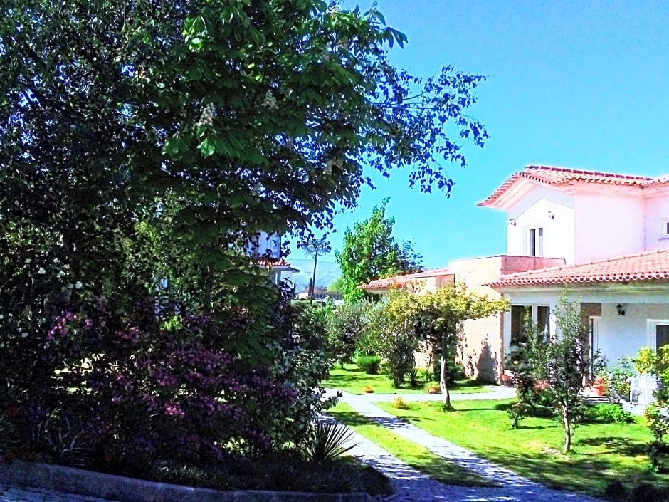 Casa Vale do Rio Ovil