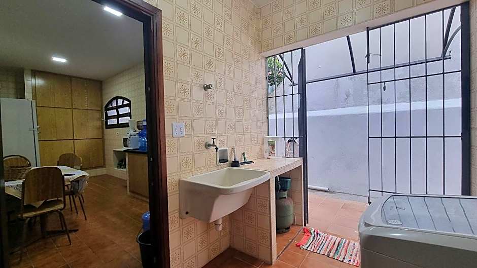 Conforto, Piscina, Churrasqueira, 300mts mar, Wi-Fi