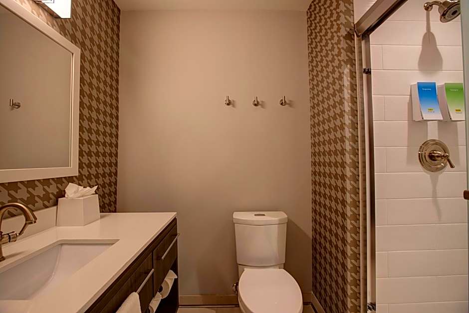 Home2 Suites By Hilton Charlotte Uptown