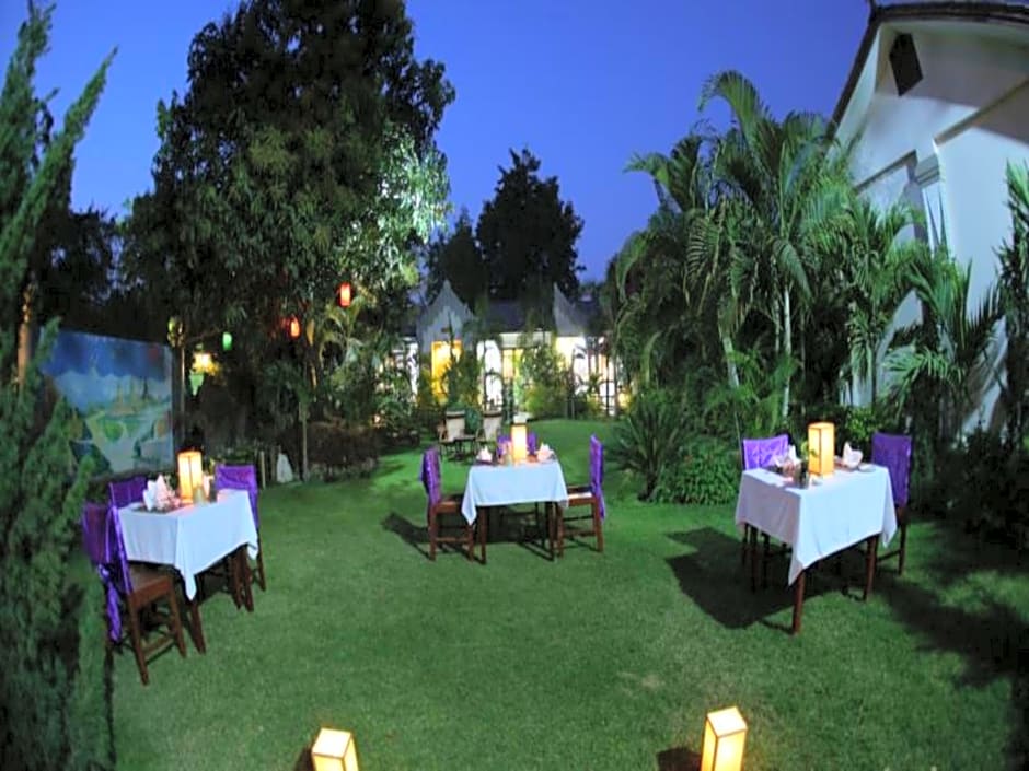 Shwe Yee Pwint Hotel