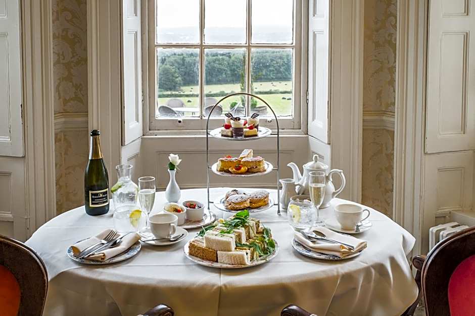 New House Country Hotel