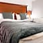 City Hotel West Frankfurt City Centre