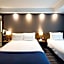 Holiday Inn Express London Heathrow T5 By IHG