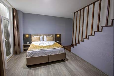 Duplex Suite with Garden view