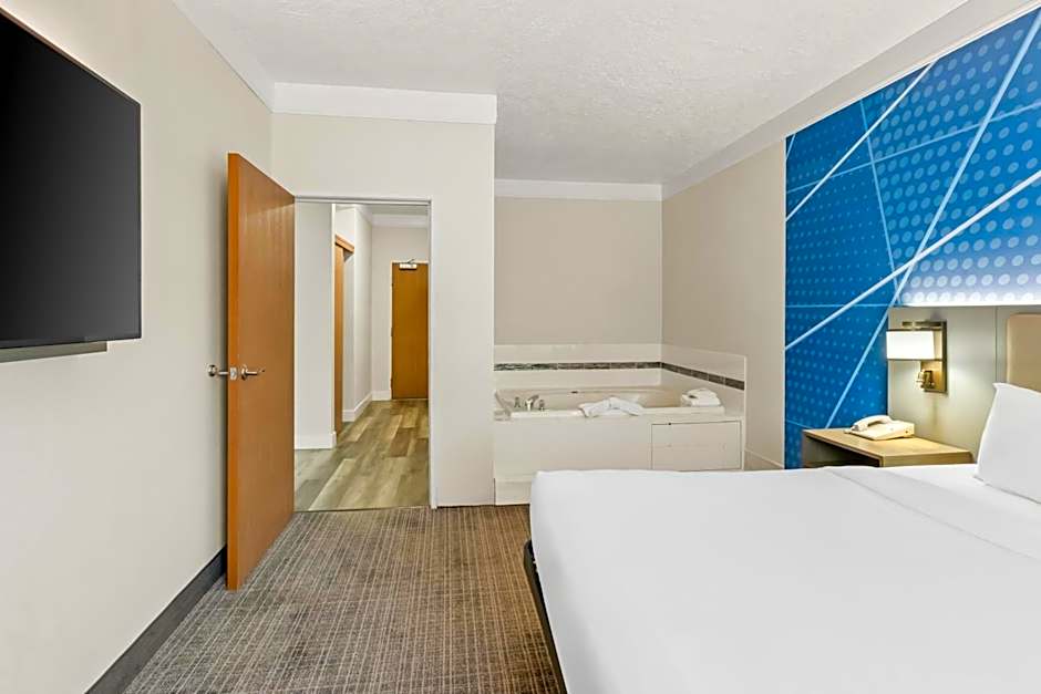 Comfort Suites Clackamas