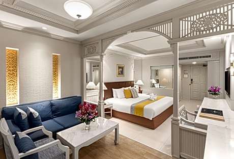 Mini Suite Plus Sea View King Bed