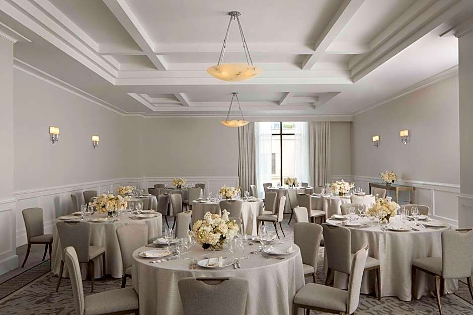 Waldorf Astoria By Hilton Atlanta Buckhead