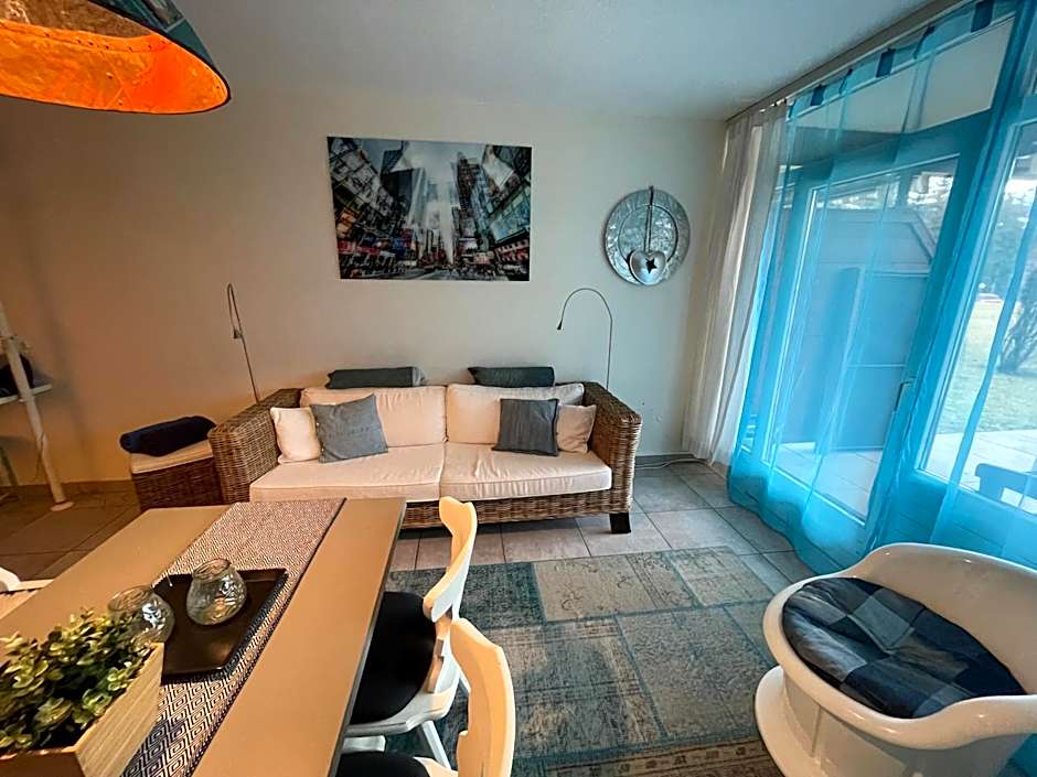 Apartment Blue Jeans