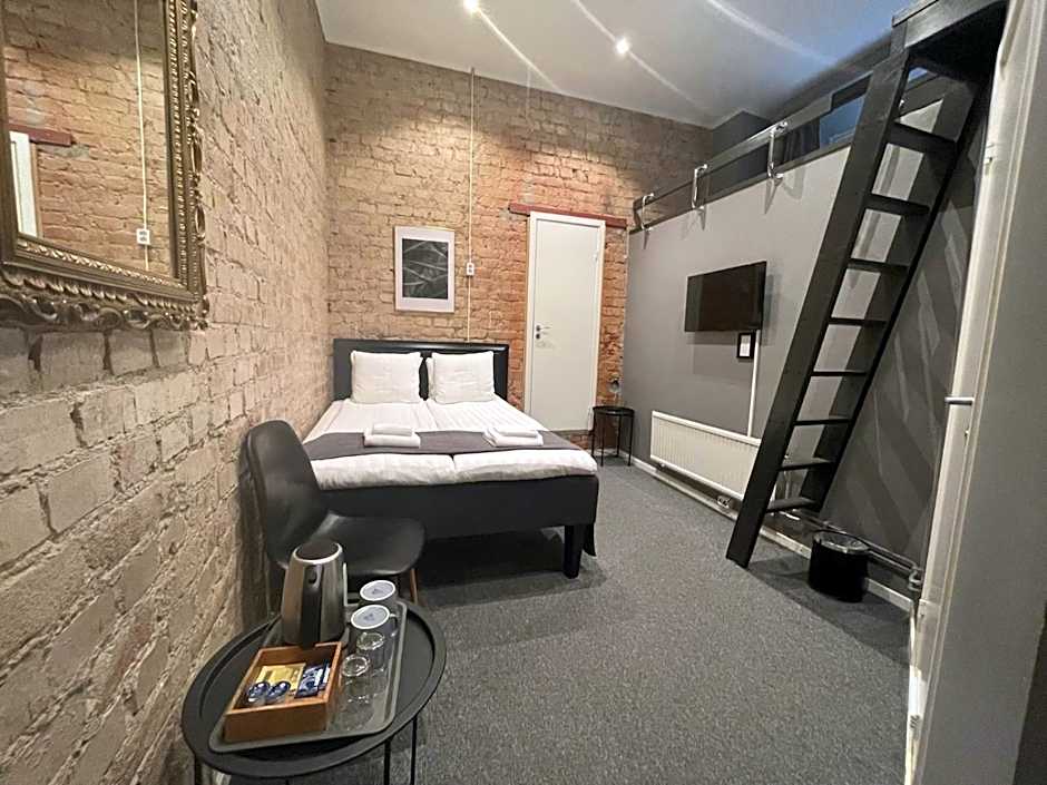 Unique Hotel