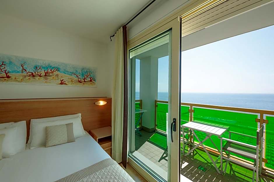Hotel Bristol
