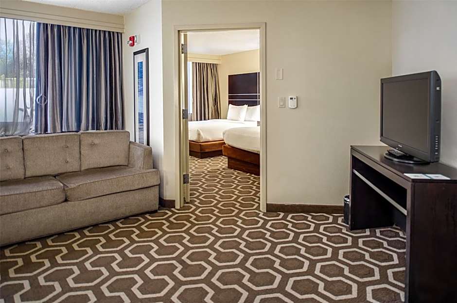 Embassy Suites By Hilton Hotel St. Louis-Airport