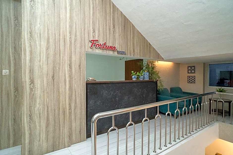 Fortuna Hotel by RedDoorz – Jakarta, NY