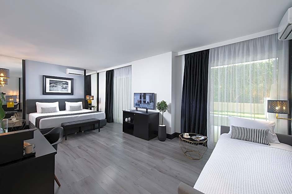 Athenian Riviera Hotel& Suites