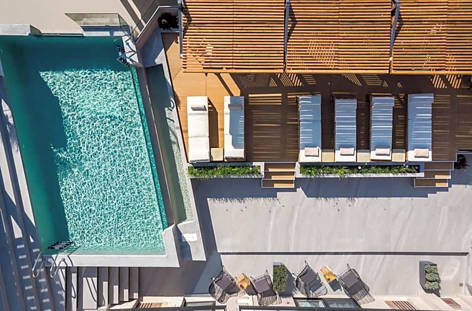 Casa D'Irene Deluxe Hotel