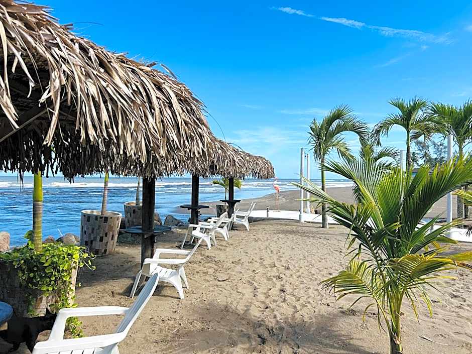 Hotel Lunazul In Costa Esmeralda