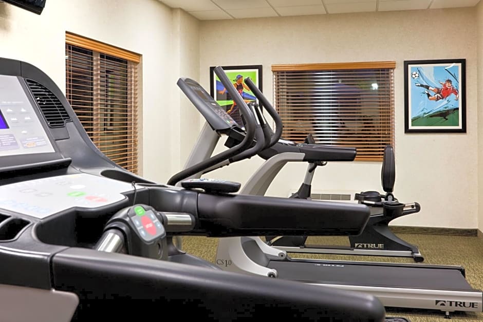 Holiday Inn Express & Suites Monterrey Aeropuerto By IHG